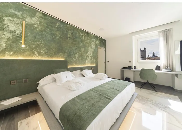Tritone Luxury Piazza Del Popolo Oda ve Kahvaltı