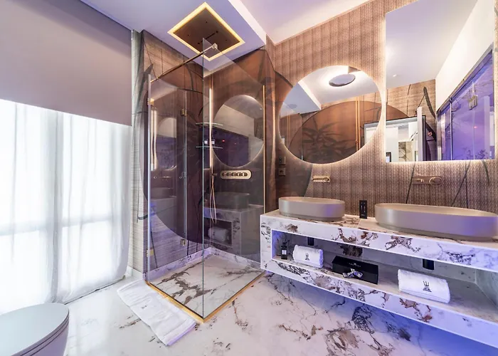 Oda ve Kahvaltı Tritone Luxury Piazza Del Popolo