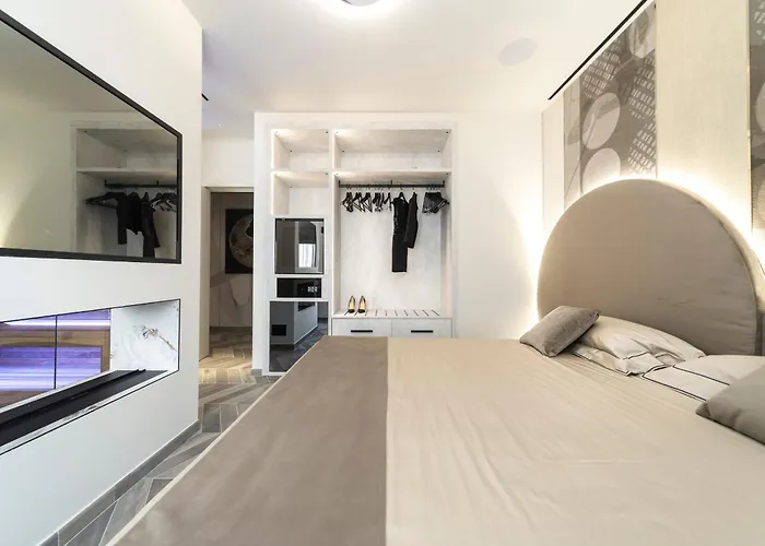Tritone Luxury Piazza Del Popolo Oda ve Kahvaltı