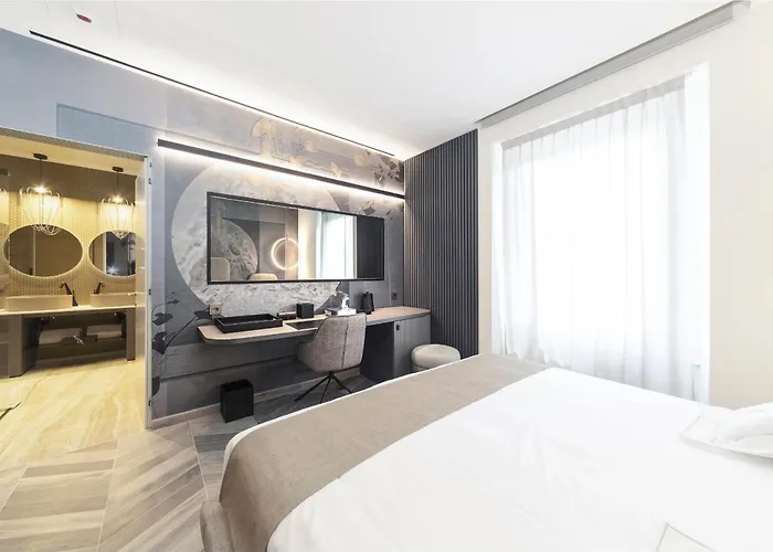 Oda ve Kahvaltı Tritone Luxury Piazza Del Popolo